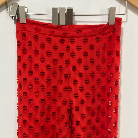 Red Textured Two-Piece Set - Picture 4 of 12